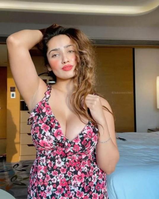 9319099832 Call Girls in Panaji and escort services 24×7