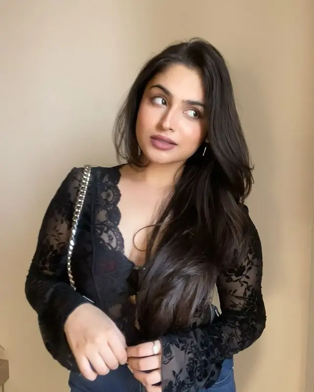 Call Girls In Gautam Nagar ~️Escorts Service / 72918-59944