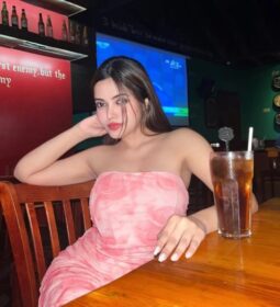 8323535202ndependent-girls-5-star-luxury-hotels-escort-in-new-delhi-13824930_original-57