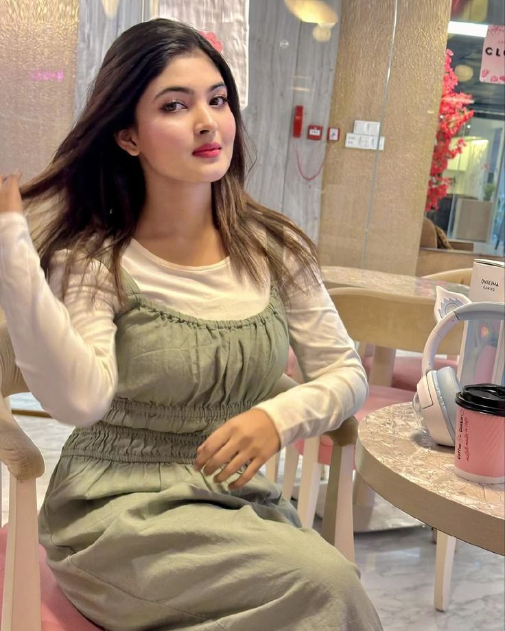 Baraula Noida Call Girls | 8882939993 Call Girls in Noida