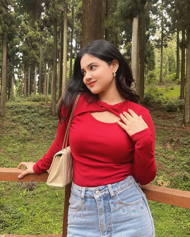 West Greater Noida Call Girls | 8882939993 Call Girls in Noida