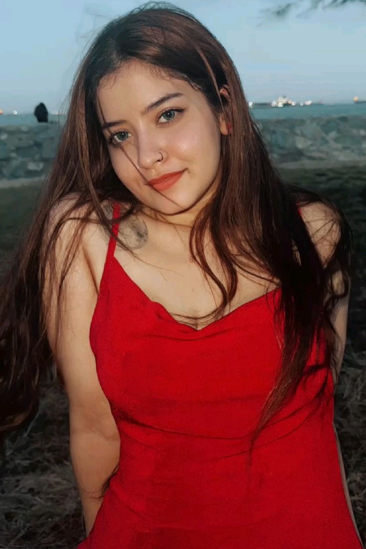 𝟵𝟲𝟰𝟯𝟵𝟬𝟬𝟬𝟭𝟴 Call Girls In West Patel Nagar