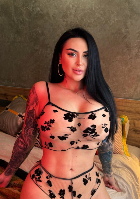 Call Girls In Delhi Anand Vihar 8447389422 Female Escort Services