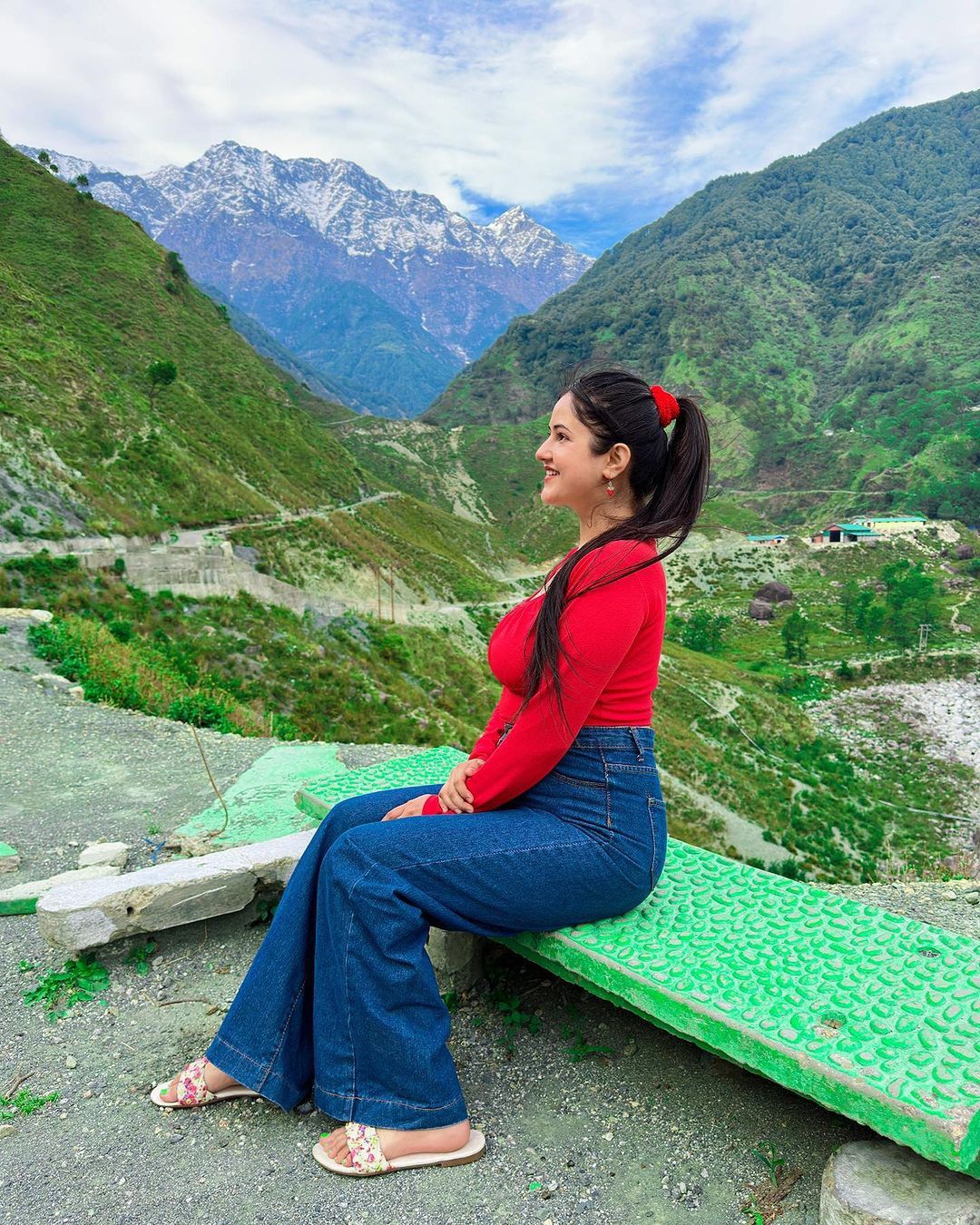 𝟵𝟲𝟰𝟯𝟵𝟬𝟬𝟬𝟭𝟴 Call Girls In Ber Sarai