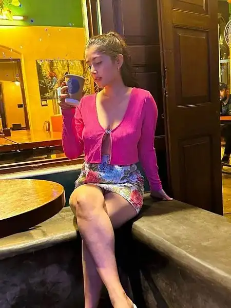 ᎡᎧᎽᎪᏞ GIRL→9711106444→Call Girl In Noida Sector 29 Noida