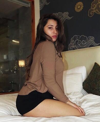 ᎡᎧᎽᎪᏞ GIRL→9711106444→Call Girl In Noida Sector 9 Noida