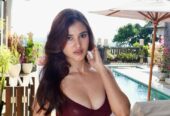 Call Girls In C R Park 9711014705 Escort Service