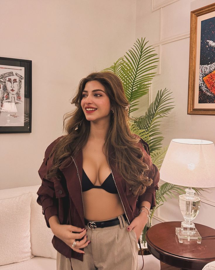 Full Enjoy — 9873111406 Call Girls In Dwarka , | Delhi