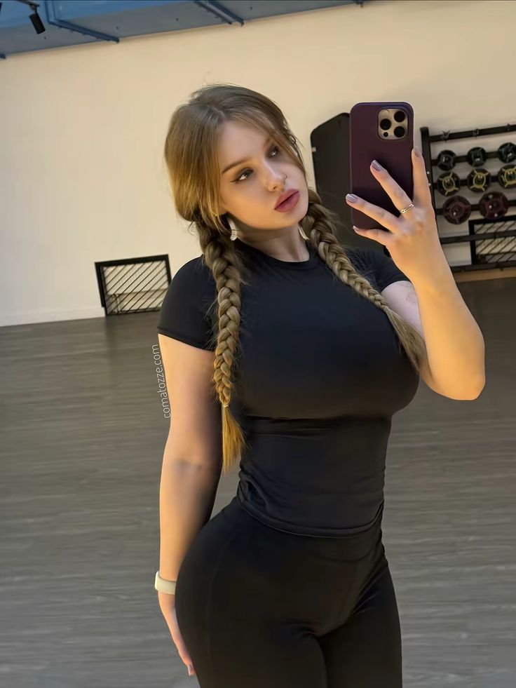 Call Girls In DLF Phase 2 Gurgaon Call Us ₰≛99580~18831≛₰ 💖
