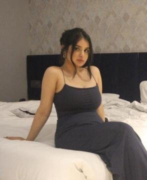 +91 7289909544 Daryaganj Escorts (Delhi) Call best escort service