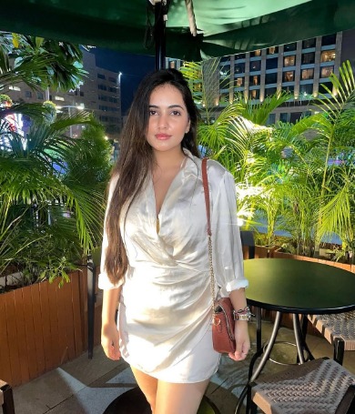 We offer High Quality Call Girls in Gaur City Mall 9311281106