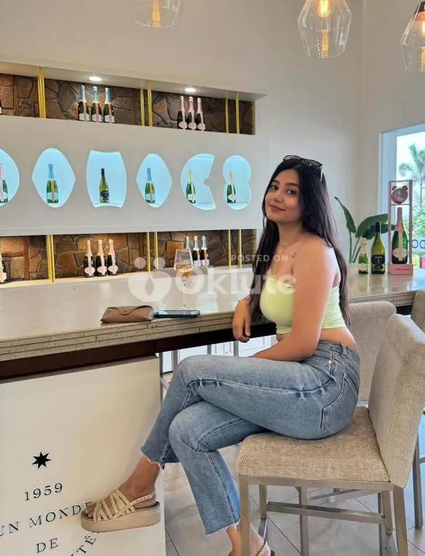 +91 7289909544 Sainik Farm Escorts services by Sonia Russian Call